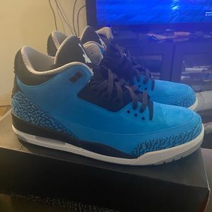 Air Jordan 3 Powder Blue Size 13.5